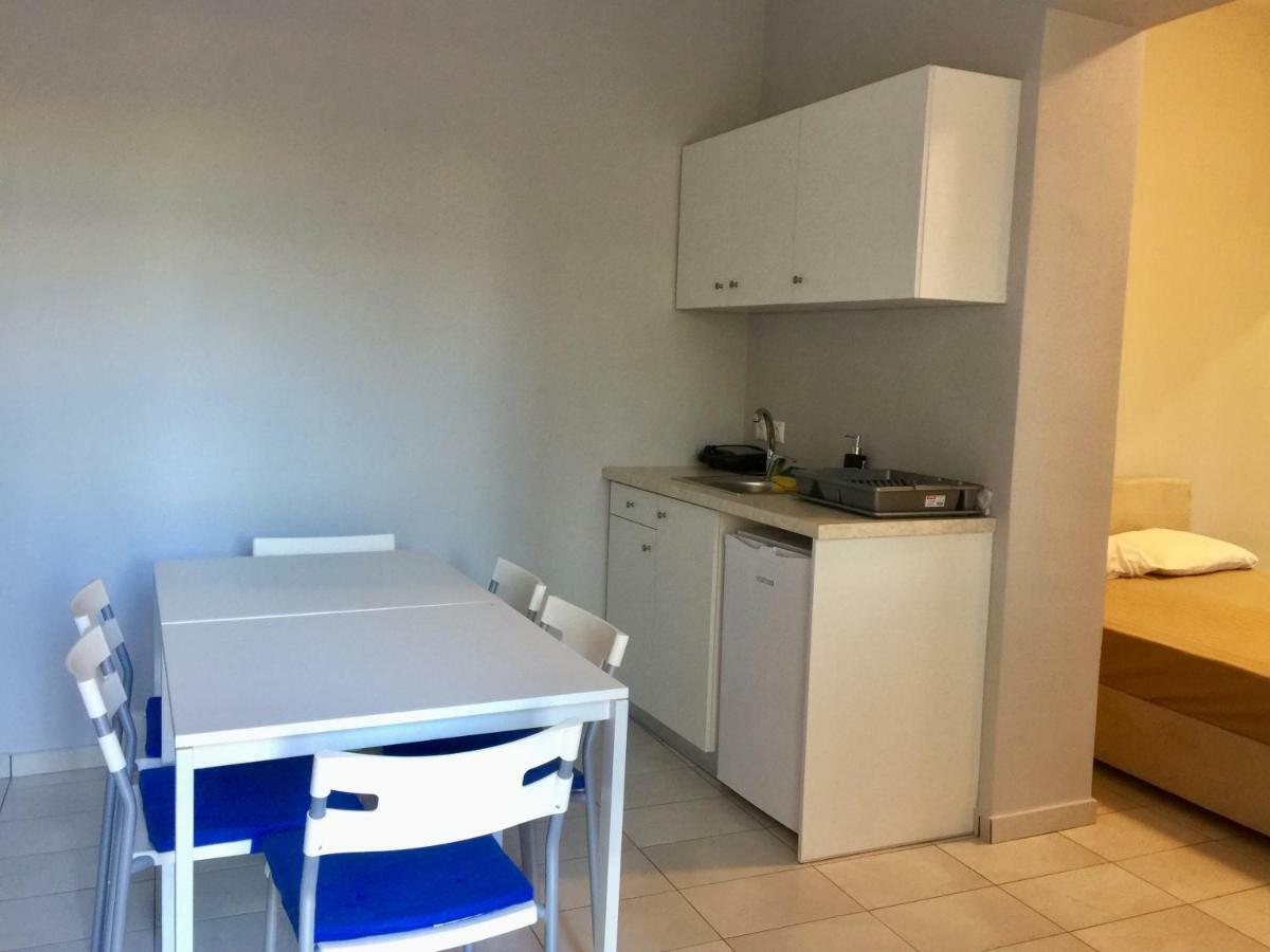 Holodek Apartments Sygrou Parking Athen Exterior foto