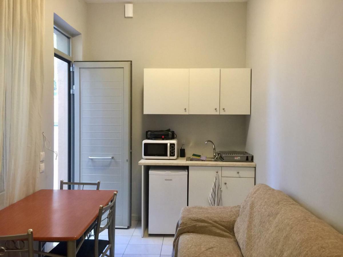 Holodek Apartments Sygrou Parking Athen Exterior foto